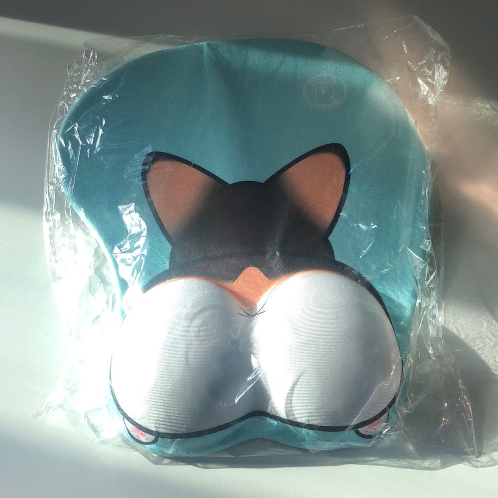 Tri color corgi butt mouse pad
